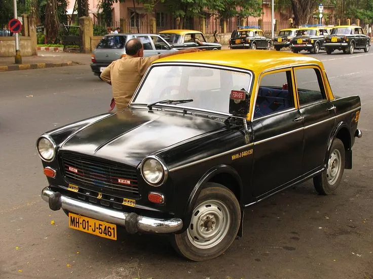Urban streets and local transport in Pakistan